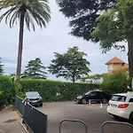 Grand T2 Vue Dans De Standing, Parking, Pointe Croisette * Канны